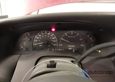 2000 Lincoln Navigator z USA, uszkodzony, nr VIN 5LMFU28A3YLJ41011